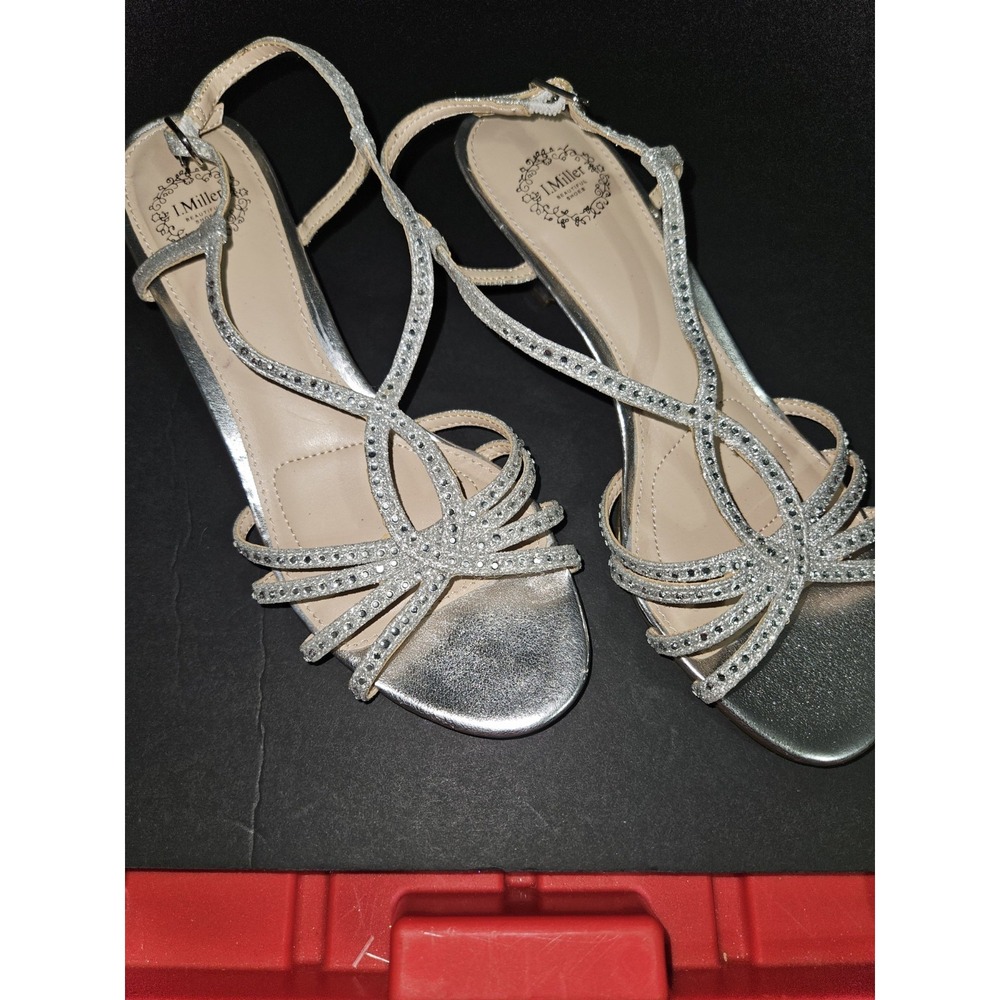 6M‎ I. Miller Strappy Sandals NWOT